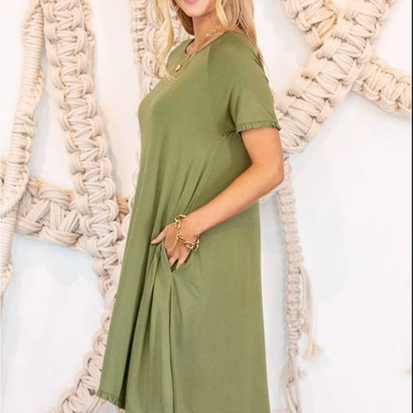 Green A-Line Midi Dress with Crew Neck - Picture 2 of 2